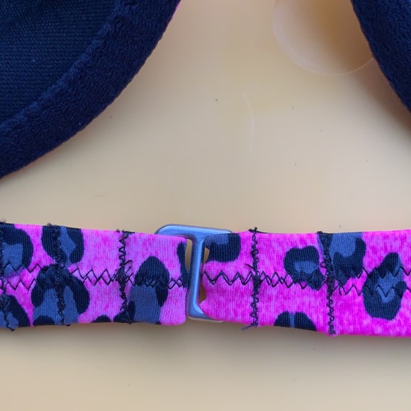 Victoria‘s Secret bathing suit top - Picture 4 of 8